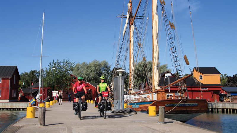 åland på cykel