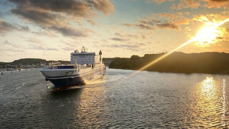 Finnlines Finnpartner solnedgång