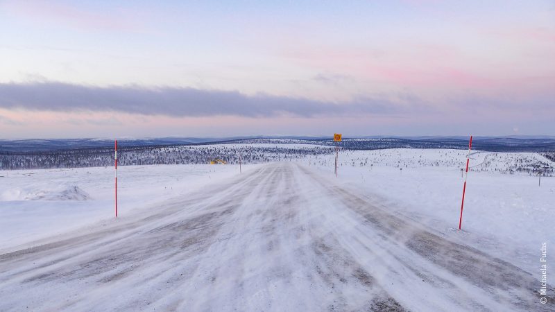 Winterreise Lappland Auto