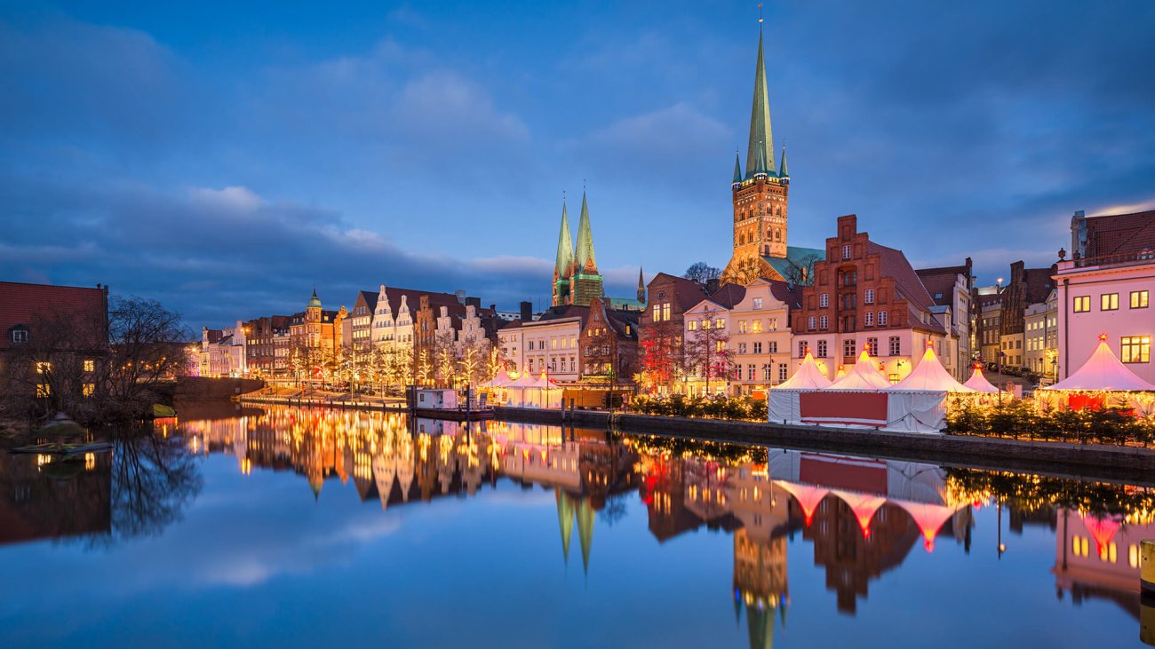 Lübeck-Travemünde Weihnachten Trave