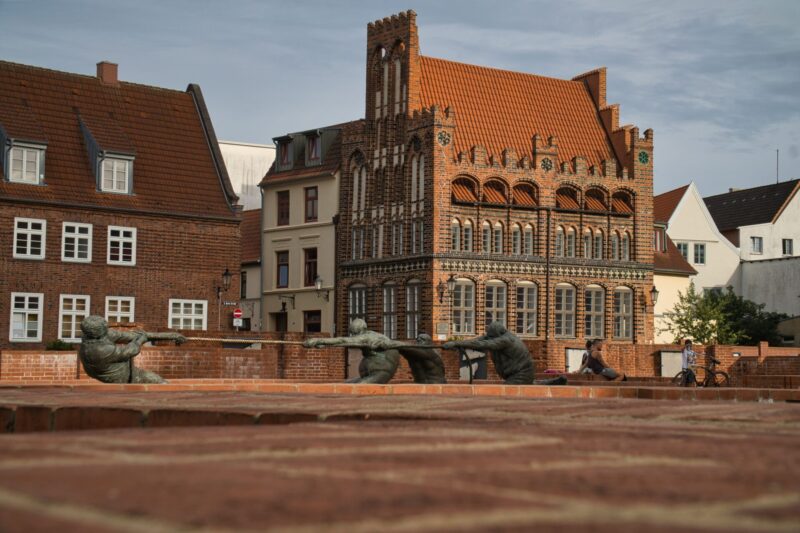 Bild på Wismar Archdeaconry i gamla staden i Wismar, Tyskland.