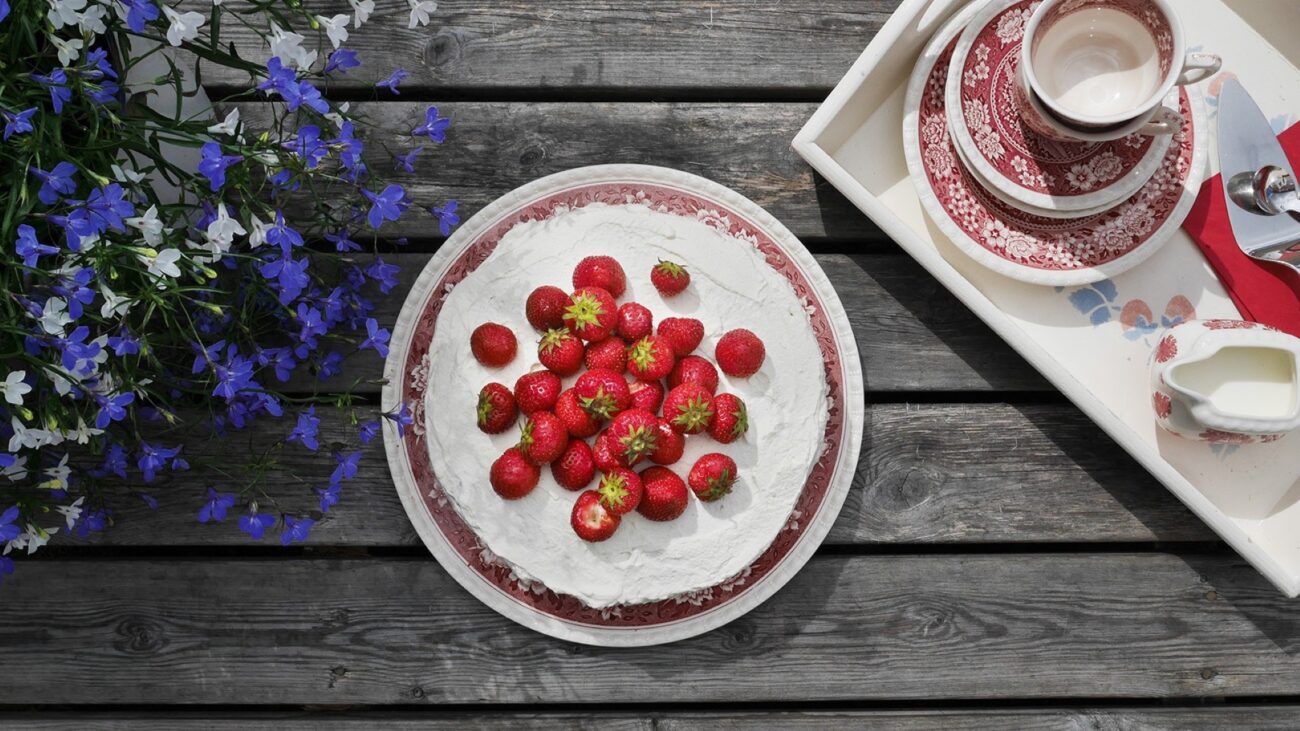Schwedische Erdbeer-Sahne-Torte