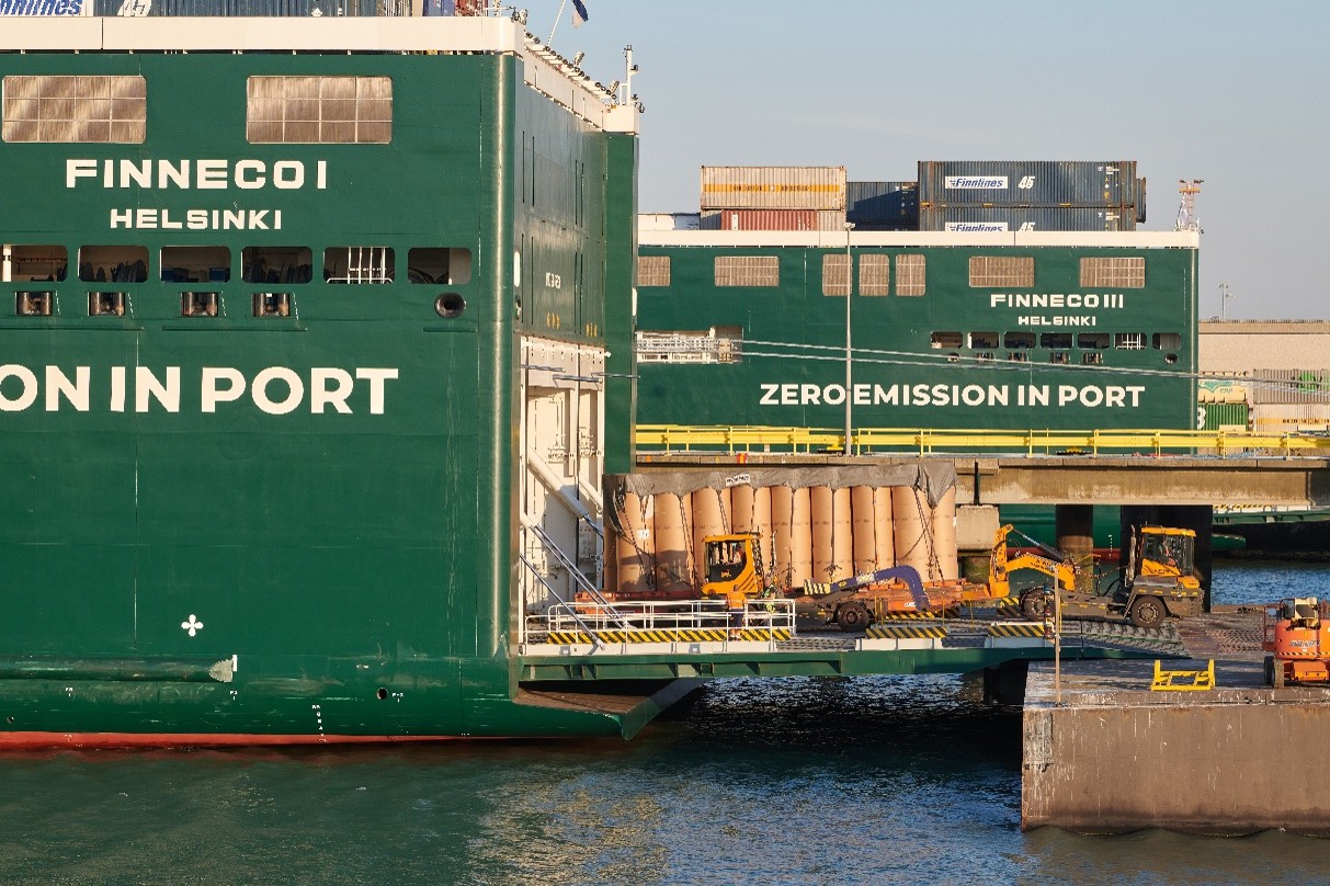 Finnlines implements Green Lane low-carbon shipping solution with Stora Enso